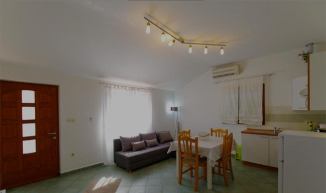 Apartment Boba Murter Buitenkant foto
