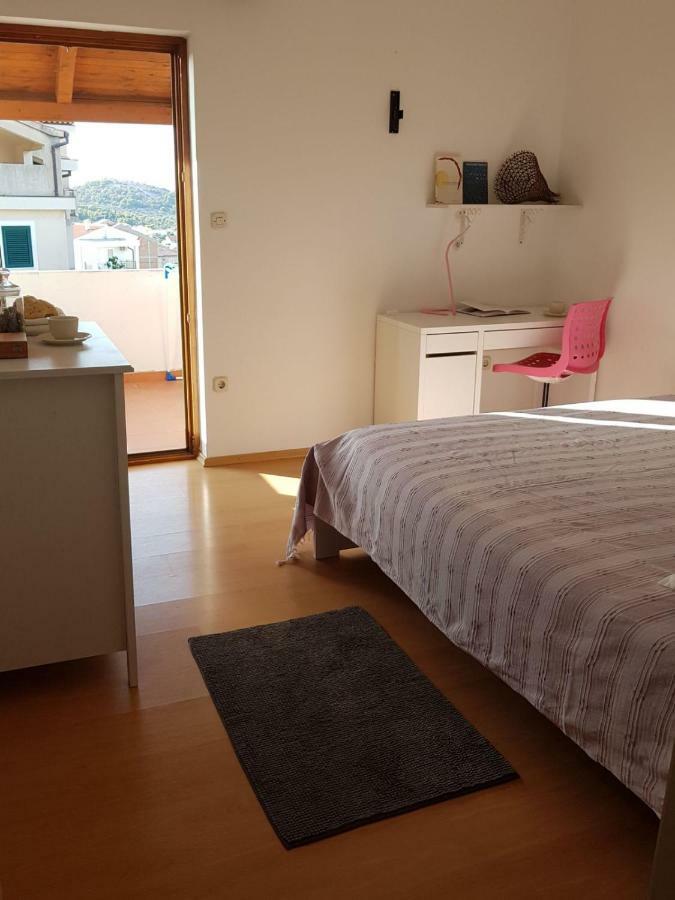 Apartment Boba Murter Buitenkant foto